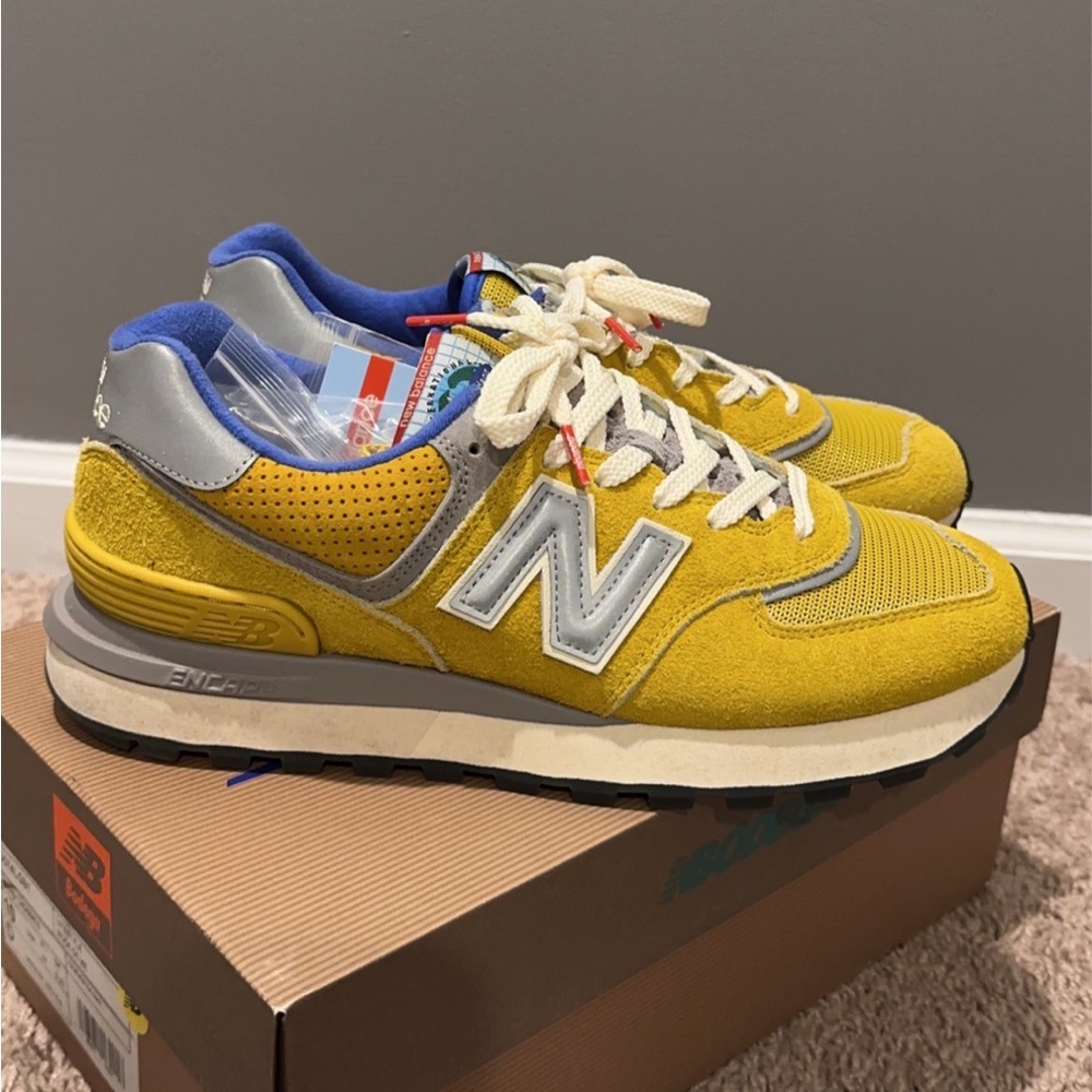 New Balance Bodega pack (yellow) size 9.5